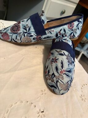 Rampage tapestry flats - tuxedo shoes. Size 8 elegant!
